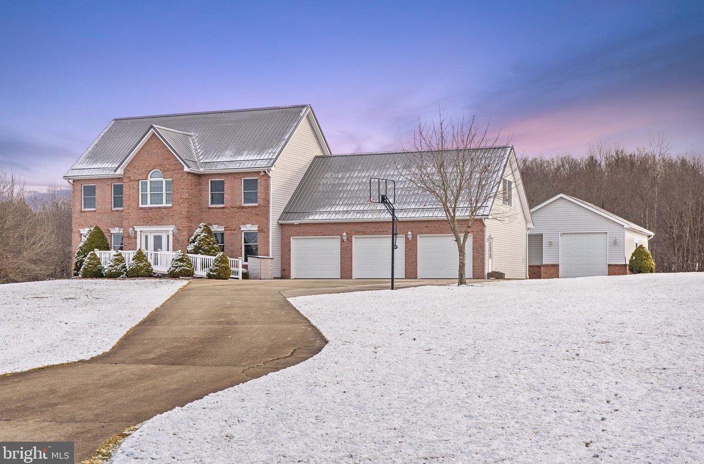 136 Skyview Dr, Reedsville WV  26547-9777 exterior