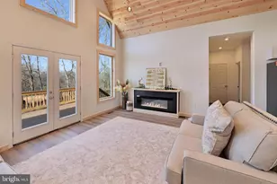 371 Goldfinch Ln, Terra Alta, WV 26764 - Photo 5