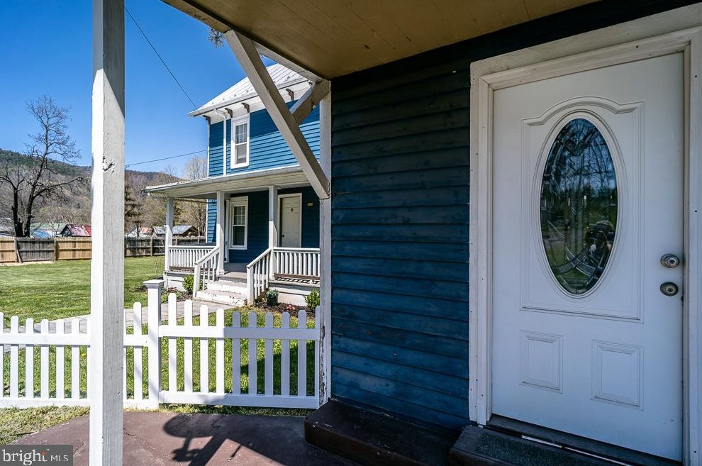 11899 Blue Gray Trl, Brandywine WV  26802-8011 exterior