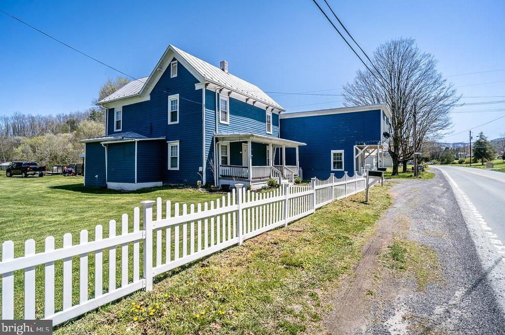 11899 Blue Gray Trl, Brandywine WV  26802-8011 exterior