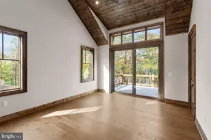 639 Golf Club Dr, Franklin, WV 26807 - Photo 27