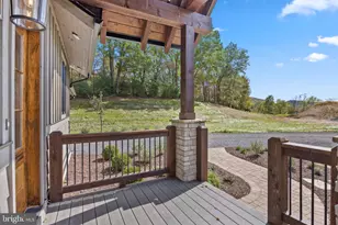 445 Eaglewood Trl, Franklin, WV 26807 - Photo 9