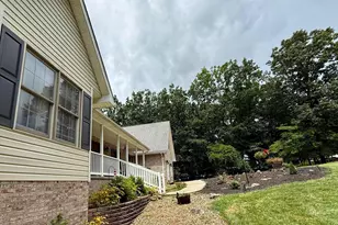 137 Elm St, Franklin, WV 26807 - Photo 21