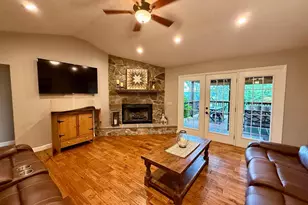 137 Elm St, Franklin, WV 26807 - Photo 25