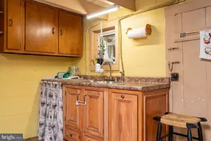 61 Gdn Grv Ln, Brandywine, WV 26802 - Photo 11