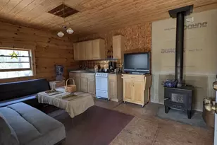 422 Cabin Hollow Ln, Brandywine, WV 26802 - Photo 5