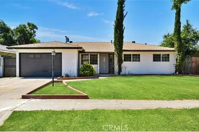 5090 E Oslin Avenue, Fresno, CA 93727 - Photo 1