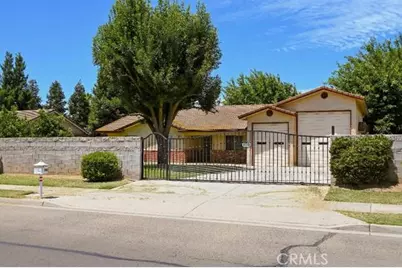 252 N Westberry Boulevard, Madera, CA 93637 - Photo 1