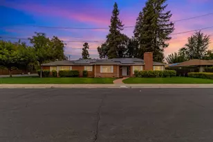 205 Bartlett Ave, Woodland, CA 95695 - Photo 1