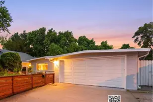 1301 Chestnut Ln, Davis, CA 95616 - Photo 1