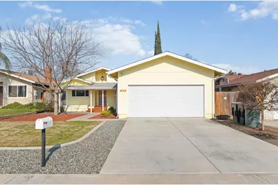4142 W Cambridge Avenue, Visalia, CA 93277 - Photo 1