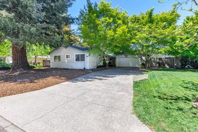 3140 Kingston Avenue - Photo 1