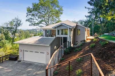 137 Hillside Avenue, Kentfield, CA 94904 - Photo 1