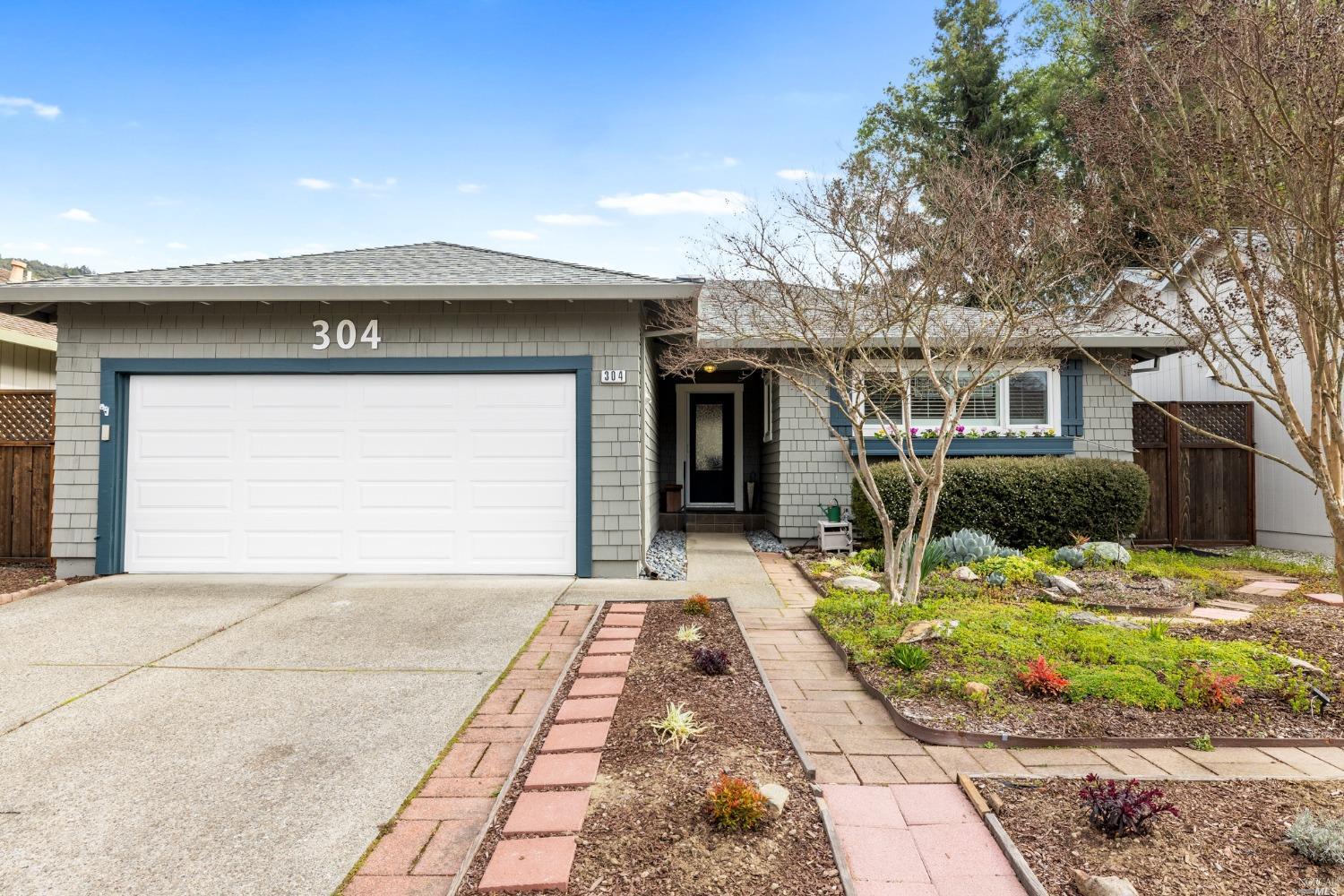 304 Orchard St, Healdsburg, CA 95448 MLS 323007540 Coldwell Banker