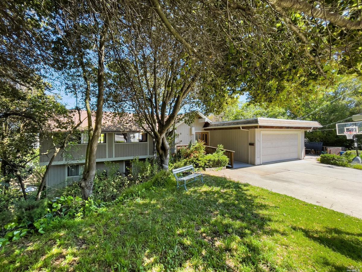 216 Hill Blvd, Petaluma, CA 94952 MLS 323022329 Coldwell Banker