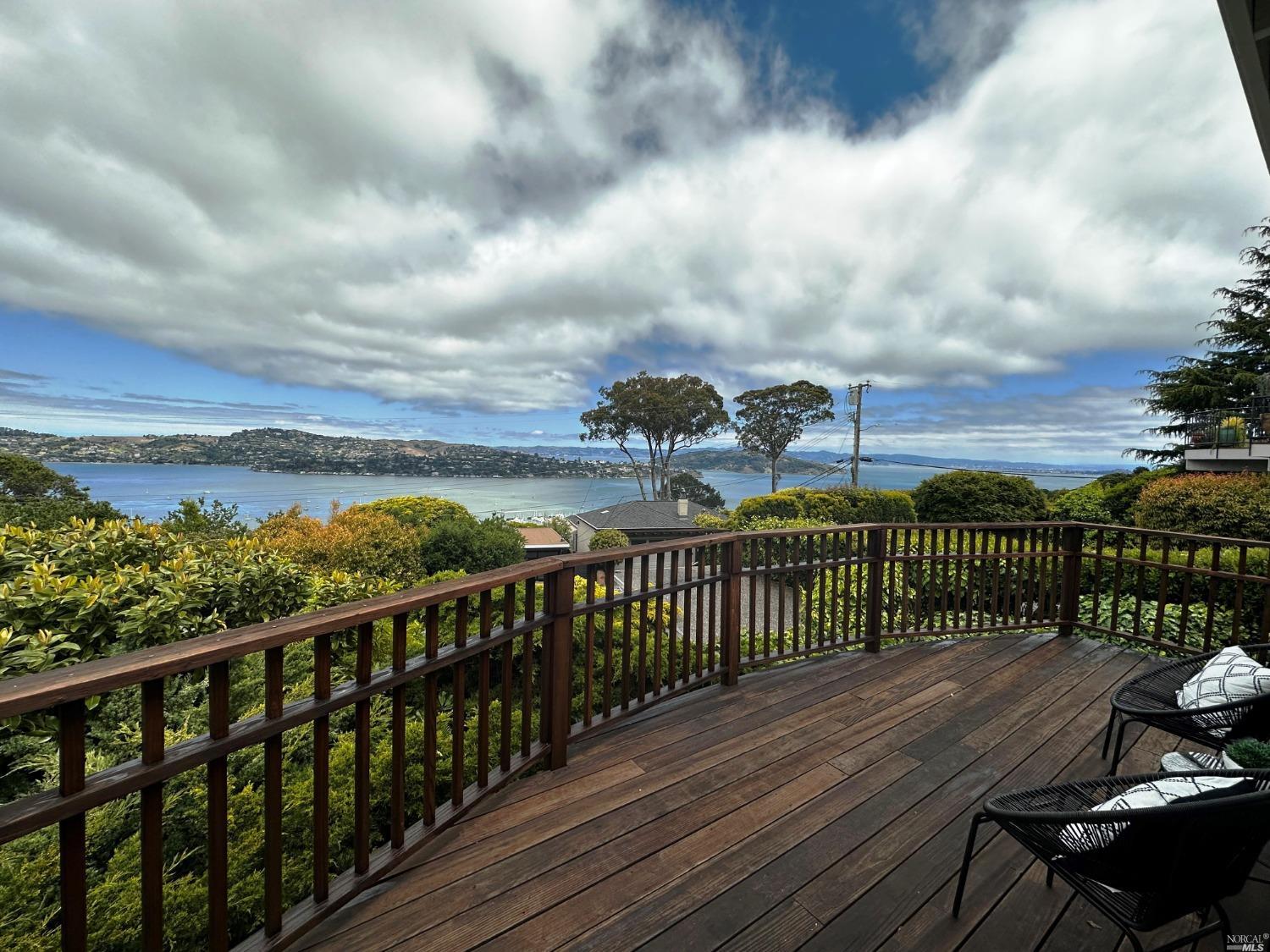 26 Vista Clara Rd, Sausalito, CA 94965 MLS 323034848 Coldwell Banker