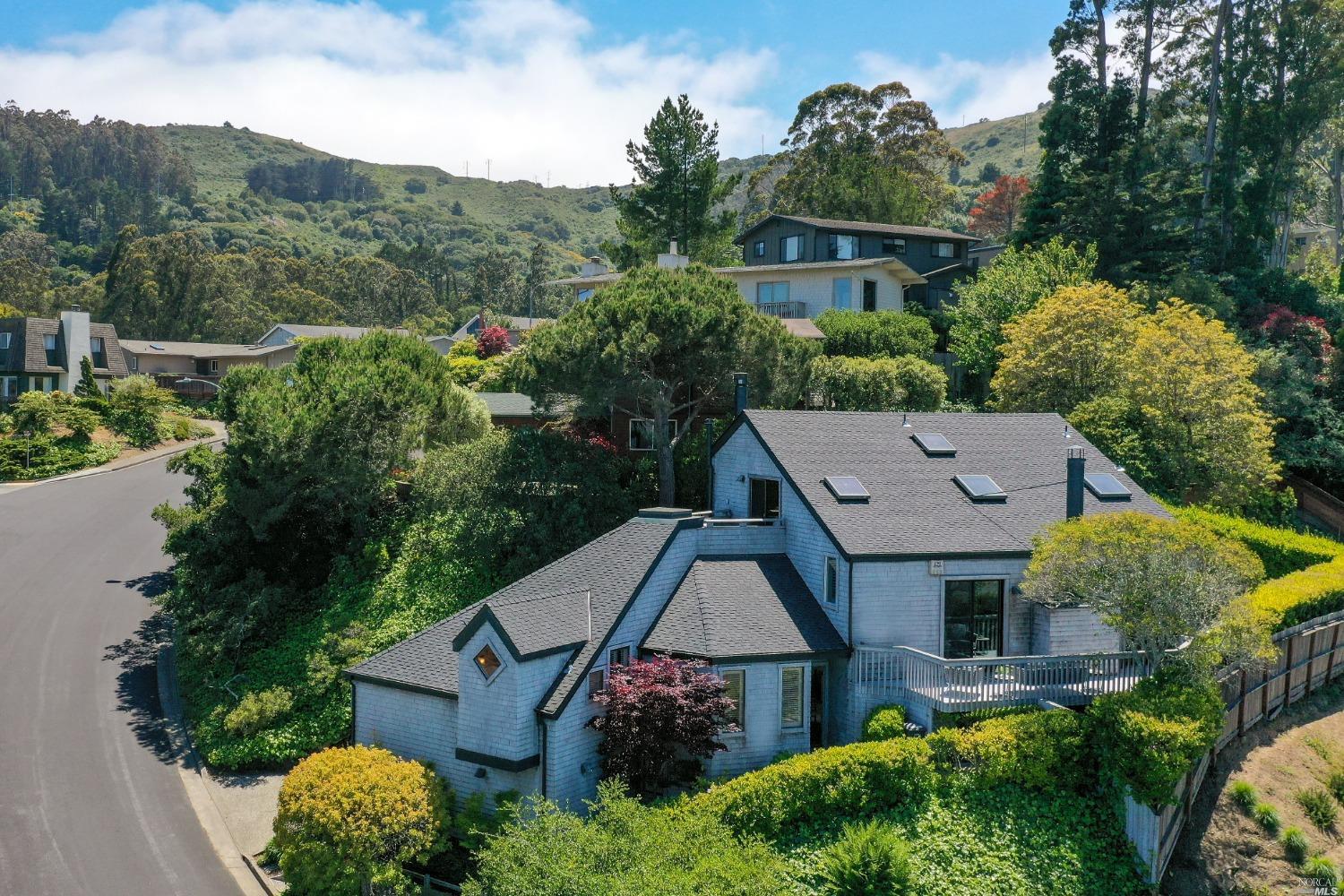 24 Lincoln Dr, Sausalito, CA 94965 MLS 323035209 Coldwell Banker