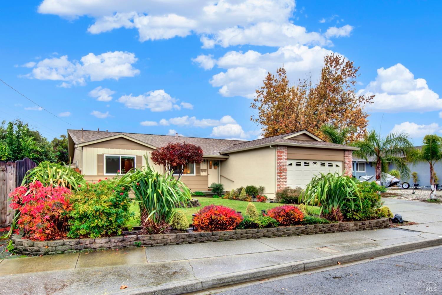 921 Windsor St, Napa, CA 94558 MLS 323928009 Coldwell Banker