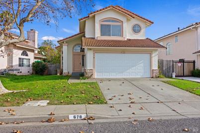 678 Catalina Circle, Vallejo, CA 94589 - Photo 1