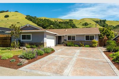 2720 Center Road, Novato, CA 94947 - Photo 1