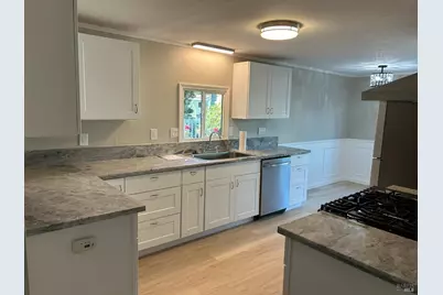 594 Sonoma Drive, Petaluma, CA 94954 - Photo 1