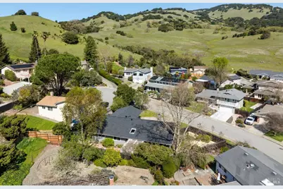 15 Coronado Court, Novato, CA 94945 - Photo 1