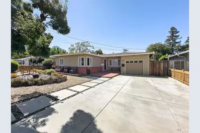 107 Birch Way, San Rafael, CA 94903 - Photo 1