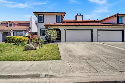 935 Hacienda Circle, Rohnert Park, CA 94928 - Photo 1