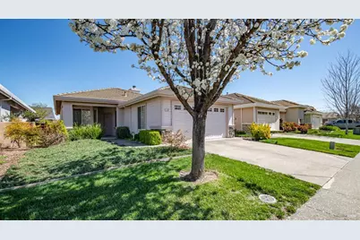 424 Mandarin Circle, Vacaville, CA 95687 - Photo 1