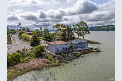 1396 W K Street, Benicia, CA 94510 - Photo 1