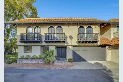 20 Grande Paseo, San Rafael, CA 94903 - Photo 1