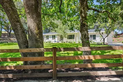 2618 Scotts Right Of Way, Sebastopol, CA 95472 - Photo 1
