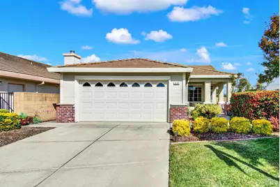374 Bartlett Lane, Vacaville, CA 95687 - Photo 1