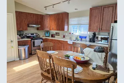 8020 Beverly Drive, Rohnert Park, CA 94928 - Photo 25