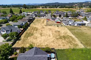 2132 Dennis Ln, Santa Rosa, CA 95403 - Photo 1