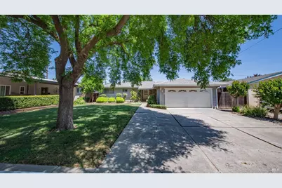 840 Newgate Way, Dixon, CA 95620 - Photo 1