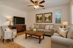 236 Cogburn Way, Vacaville, CA 95687 - Photo 1