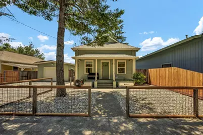 211 Mulberry Street, Cloverdale, CA 95425 - Photo 1