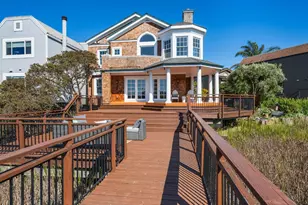 640 Santana Rd, Novato, CA 94945 - Photo 1
