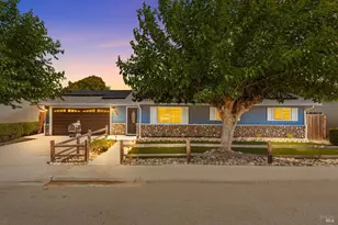 216 Walnut St, Suisun City, CA 94585 - Photo 1