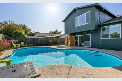401 Arlington Circle, Fairfield, CA 94533 - Photo 1