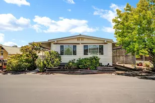 33 Magnolia Dr, Calistoga, CA 94515 - Photo 1