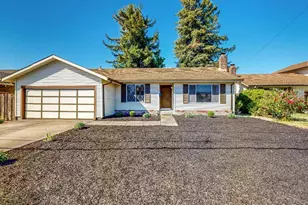 626 Ely Blvd, Petaluma, CA 94954 - Photo 1