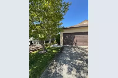 41 Freedom Place, Rohnert Park, CA 94928 - Photo 1