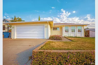 155 Hartford Avenue, Vacaville, CA 95687 - Photo 1