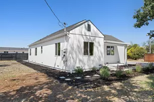 1055 S Wright Rd, Santa Rosa, CA 95407 - Photo 1