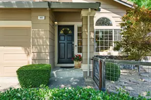 141 Flametree Cir, Windsor, CA 95492 - Photo 1