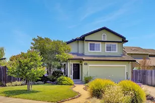 215 Flametree Cir, Windsor, CA 95492 - Photo 1