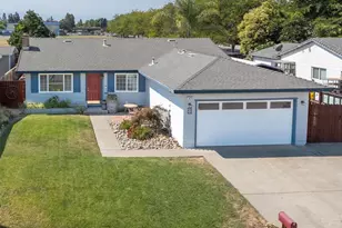 1025 Woodvale Dr, Dixon, CA 95620 - Photo 1
