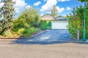 409 Oak Brook Pl, Santa Rosa, CA 95409 - Photo 1